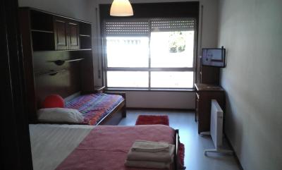 Oporto holiday home for tourists, students, worker Includes bed linen and towels