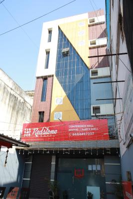 Redstone Hotel - Near US Consulate Nungambakkam