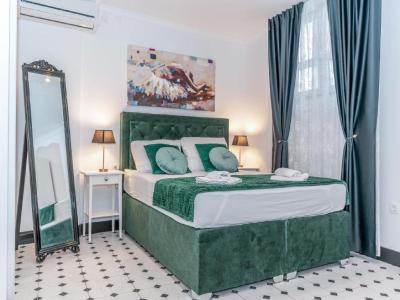 Apartment Art Split center