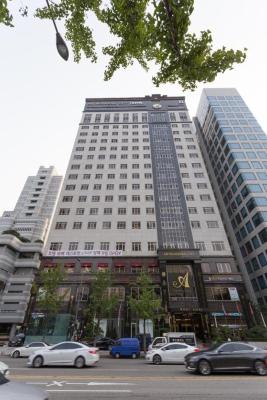 Yeoksam Artnouveau City Hotel and Residence