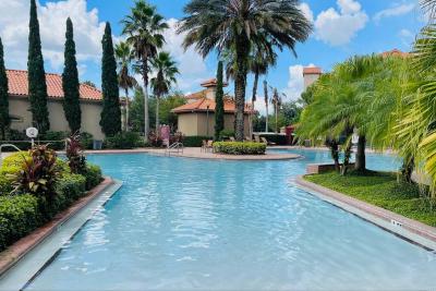 Apartment 3 BR in Tuscana Resort , 15" from Disney