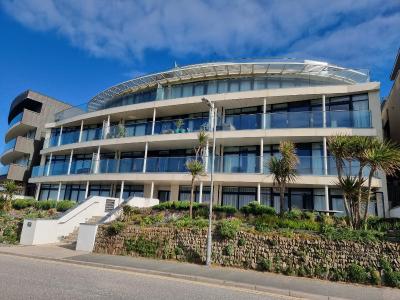 Fistral Pearl