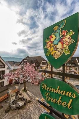 Hotel-Restaurant Weinhaus Grebel