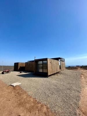 Moderna Casa con vista al mar