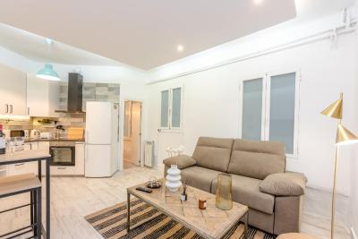 For Your Rentals Título Moderno y elegante apartamento TEMPORAL en barrio Ibiza MEN30