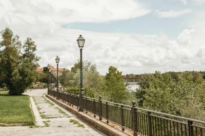 Casa a 3 minutos del Casco y con facil aparcamiento- El rincón de Carmela