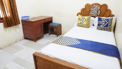 SPOT ON 92689 Homestay Srikandi Pulau Merah Beach