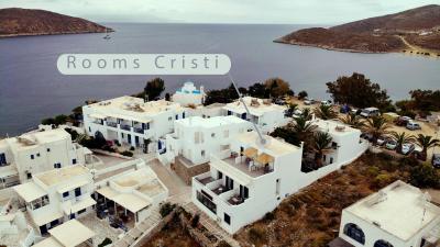 Cristi Rooms