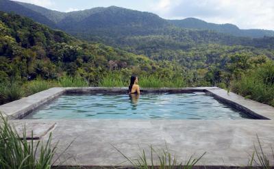 Review Poolside Boutique room in Bukit Cottage