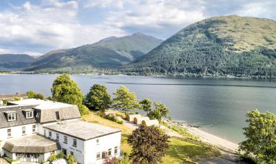 Onich Hotel & Lochside Beach Pods