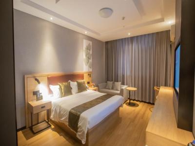 GreenTree Inn Express Changzhou Caoqiao Industrial Park