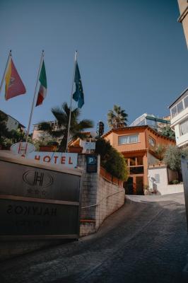 Halykos Hotel