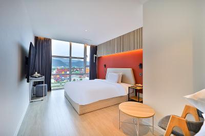 Browndot Signature Hotel