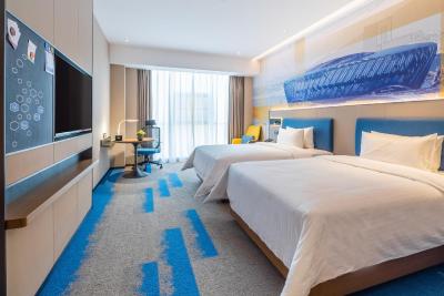 Hampton by Hilton Wuhan High-Speed Railway Station