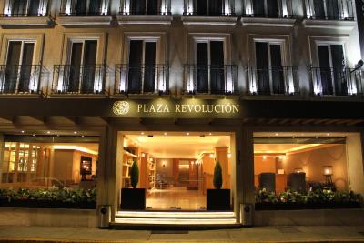 Hotel Plaza Revolución