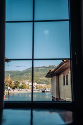 Villa Sara Lake View