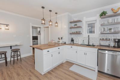 In the heart of Little Italy! Free Parking!