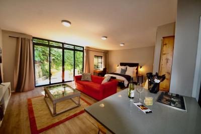 Apartment under Table Mountain