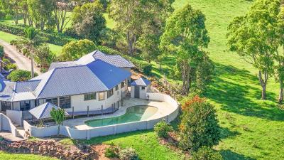 Byron Bay Hinterland Breeze 2bed & pool