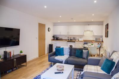 Luxury 2 Bed Apartment