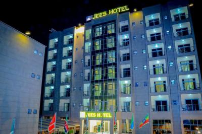 Jees Hotel