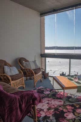 Kotimaailma Deluxe Apartment with Lake View