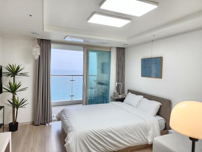 Sokcho Summitbay 1402 "Ocean View"