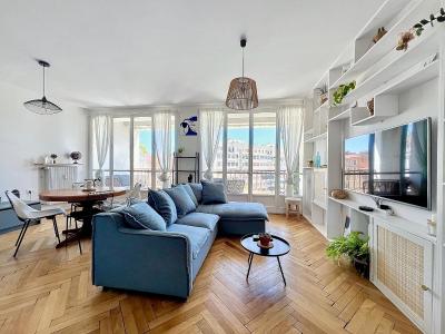 Appartement avec Balcon - Hyper Central & Lumineux - Les Frères de la Loc'