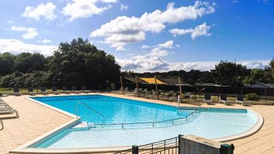 Les Baigneuses - Piscines chauffees