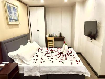 Hotel 007