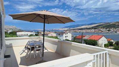 4 Adriatic Apartment Pag