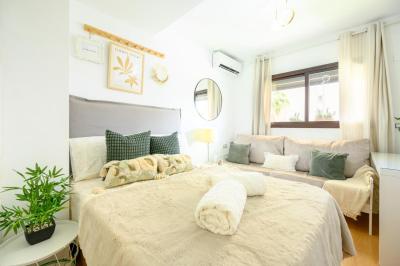 Estudio con parking Teatinos Málaga living