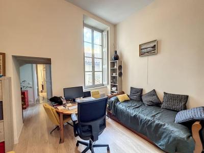 Appartement IM T2 ds hôtel particulier proche Palais des Papes
