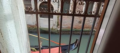 Ca Del Gambero Canal View