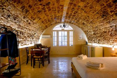 LA GROTTA, luxury suite & Spa