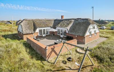 Awesome Home In Ringkøbing With Sauna