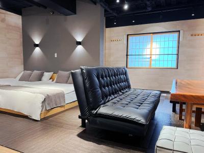 IKEBUKURO TOKIWA 10 BUILDING 6min walk from Ikebukuro Station Direct access to the airport