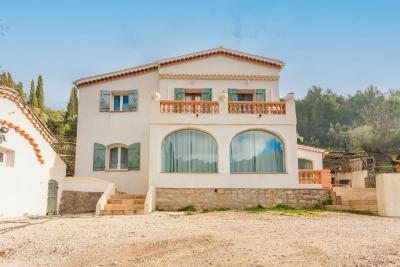 Charmante Villa Necsilia