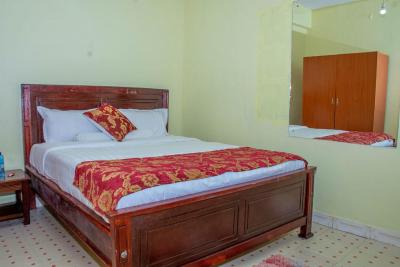 Lyntex guest house