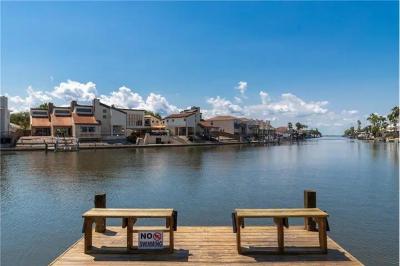 3 bedroom 3 bath Condo
