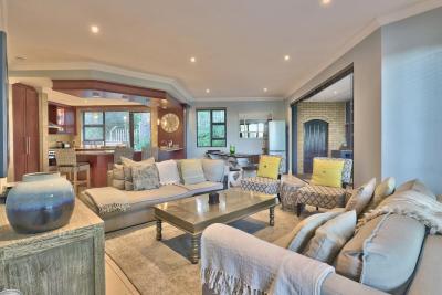 Tranquil Family Escape Spacious Home & Garden