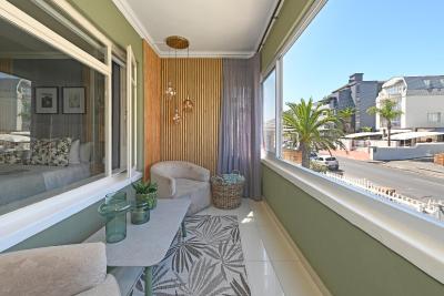 Modern Apt with Beautiful Views and Short Walk to Beach