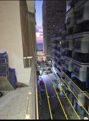 الاسكندريه ميامي عند مطعم جاد الدور السادس