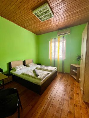 Elegance on a Budget - Rooms for Rent in Sofia Center