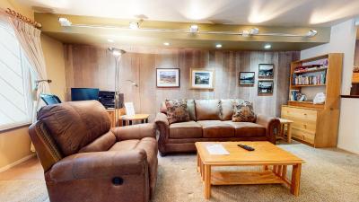 Horizons Communal Sauna & Hot Tub