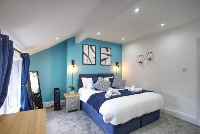 New! The Bay View Apartments - By Parydise Properties Ltd - 2 x Apartments - Perfect for Business Trips or Family Getaways!