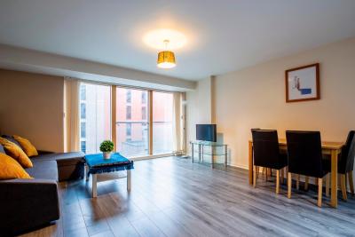 City Centre Liverpool Apartment - 50 Percent Off Monthly Stays
