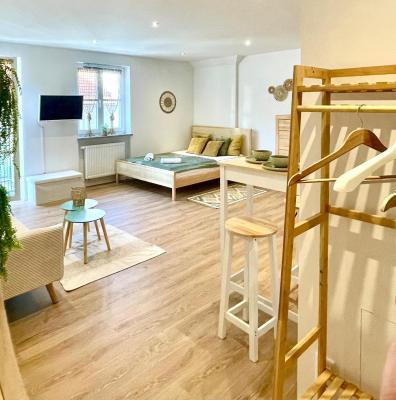 Altstadt INsel - workaction - free parking - Audi - Balkon - Aufzug