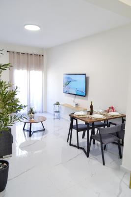 Eve's Central Comfort Apartment #1