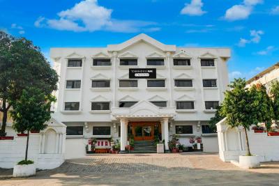 Townhouse Oak Subhas Nagar